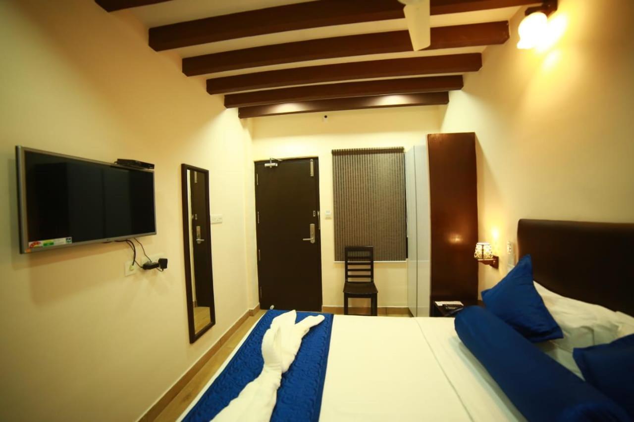 Sapphire Inn Pondicherry Luaran gambar